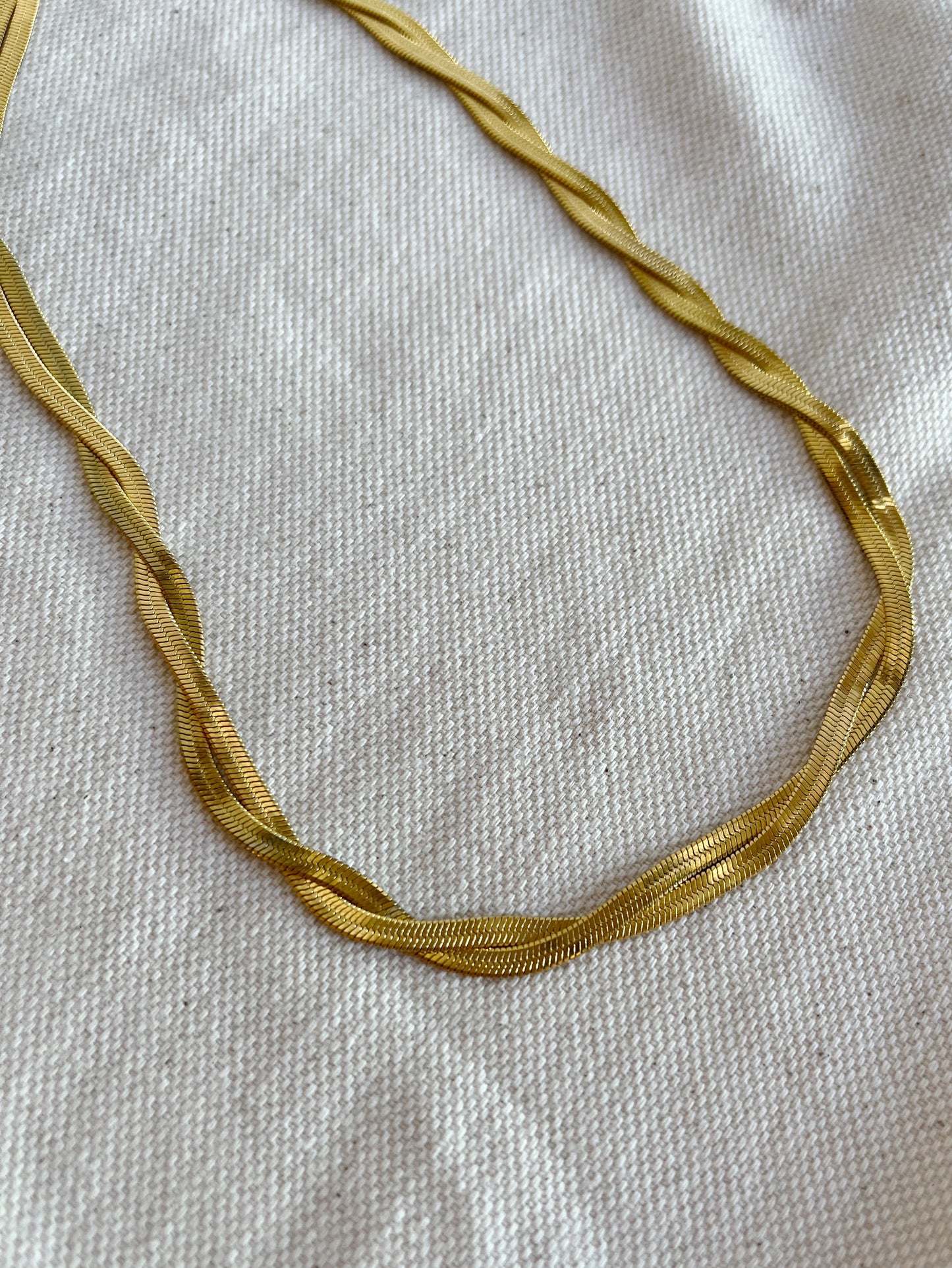 Snake Twist Necklace in