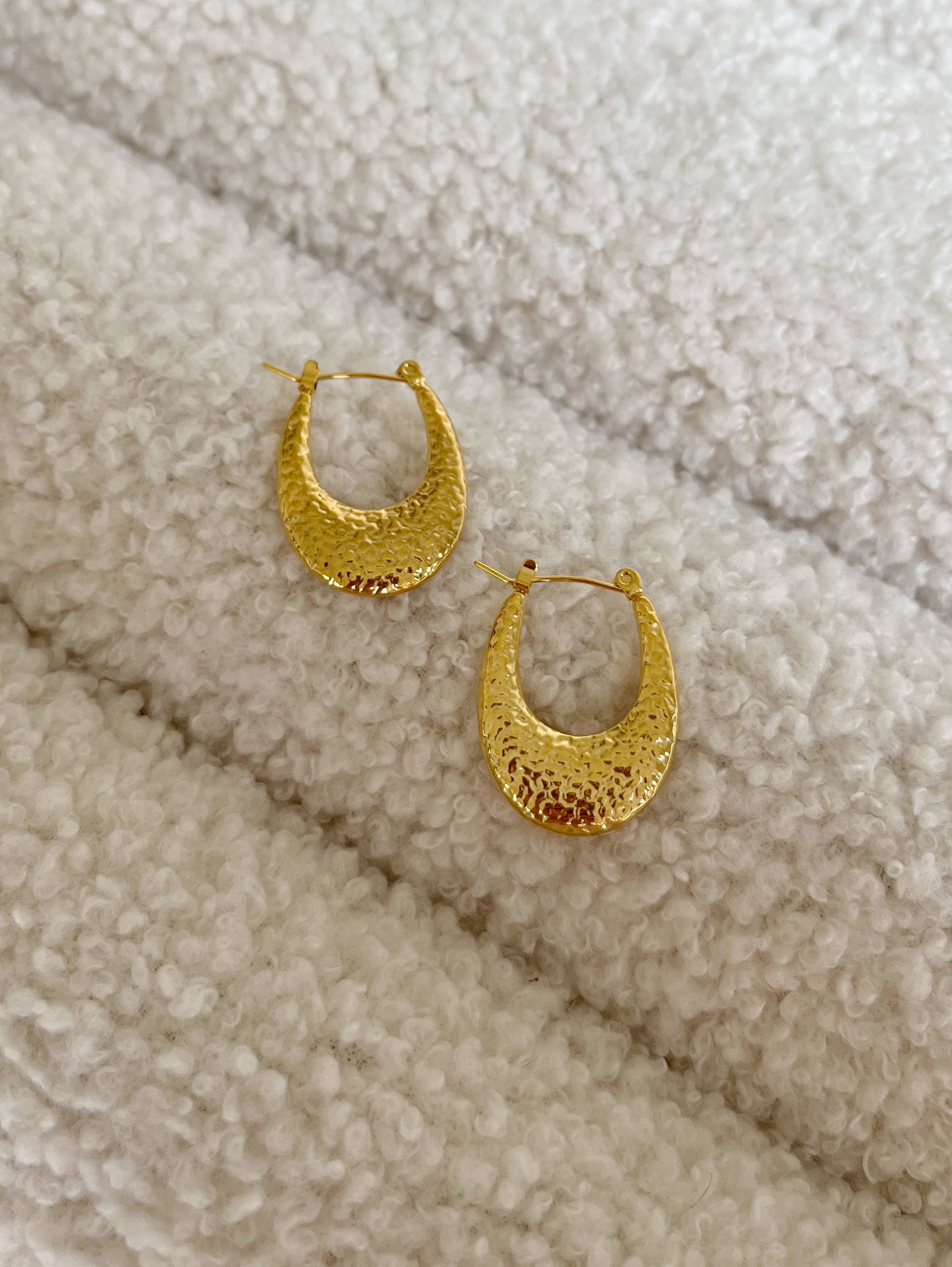 Hammered Hoop
