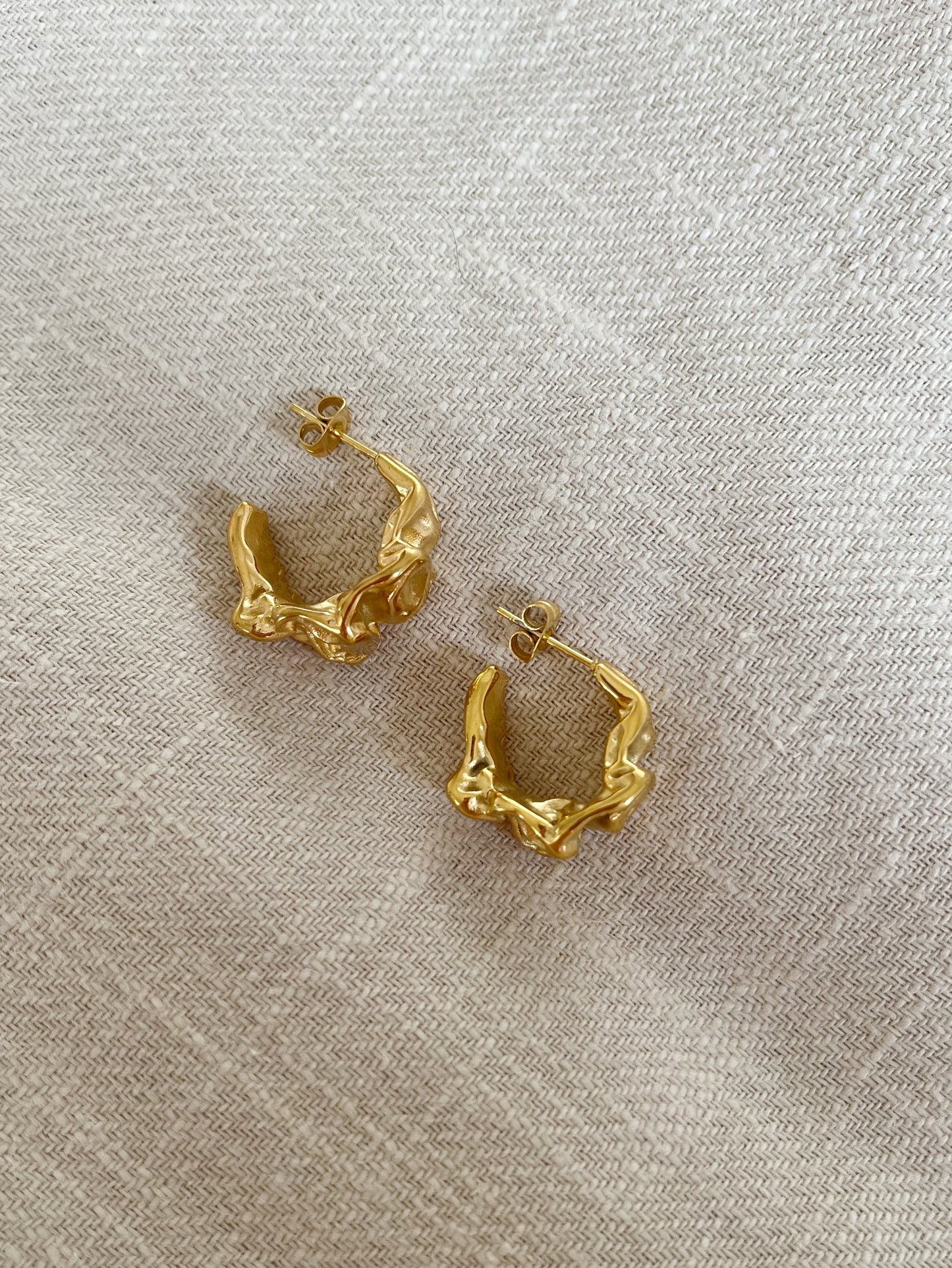 Abstract Hoops