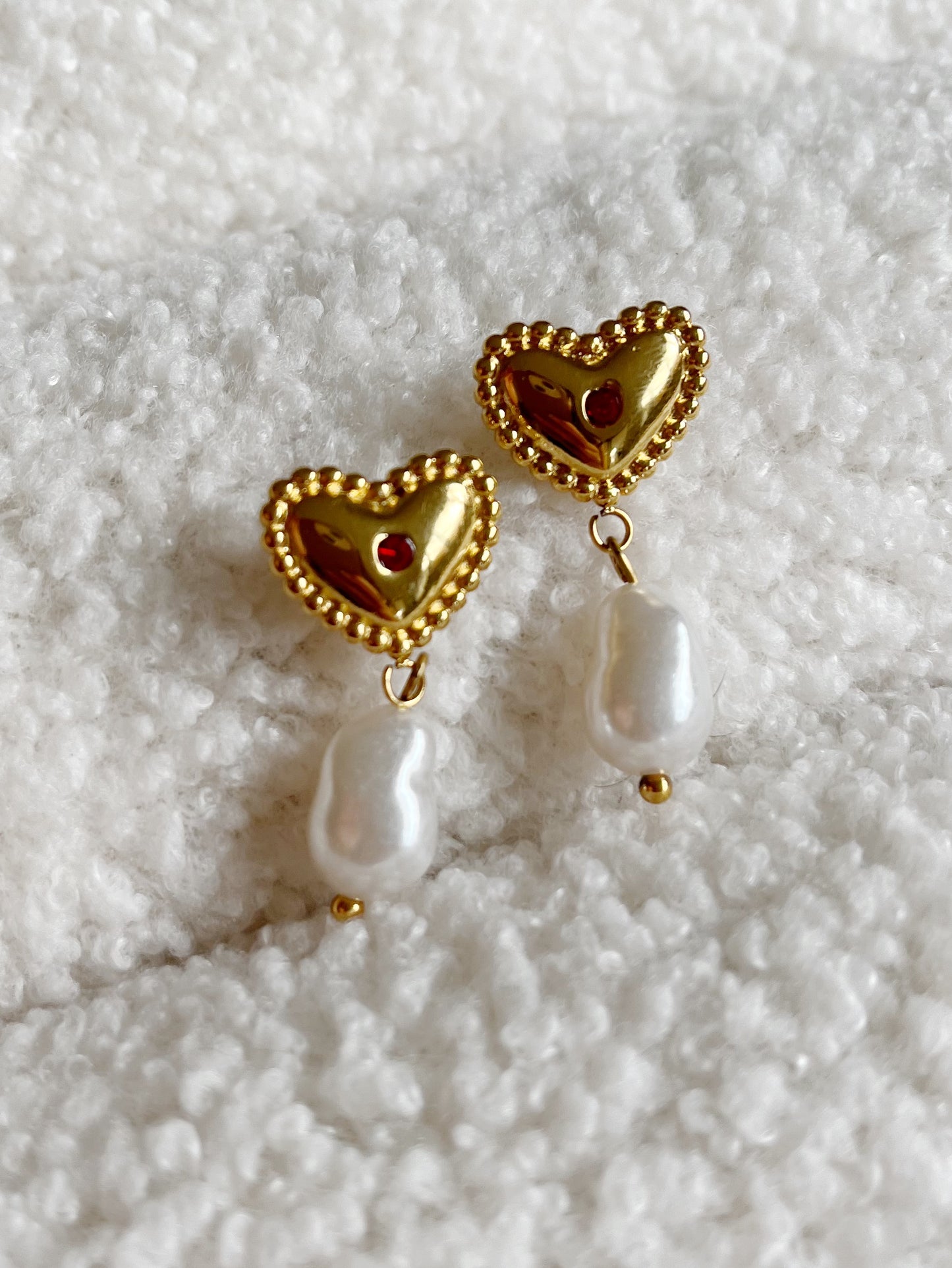 Heart & Pearls