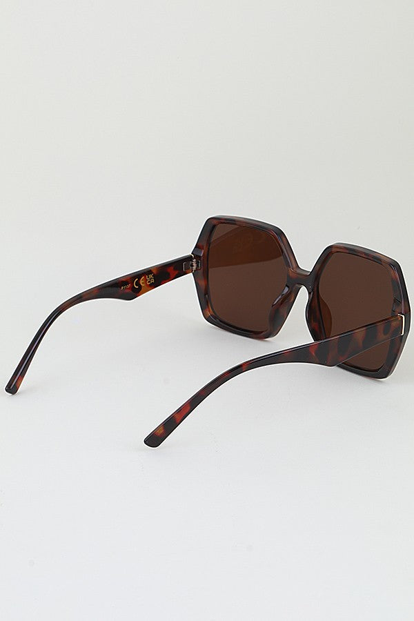 Lucy Sunnies