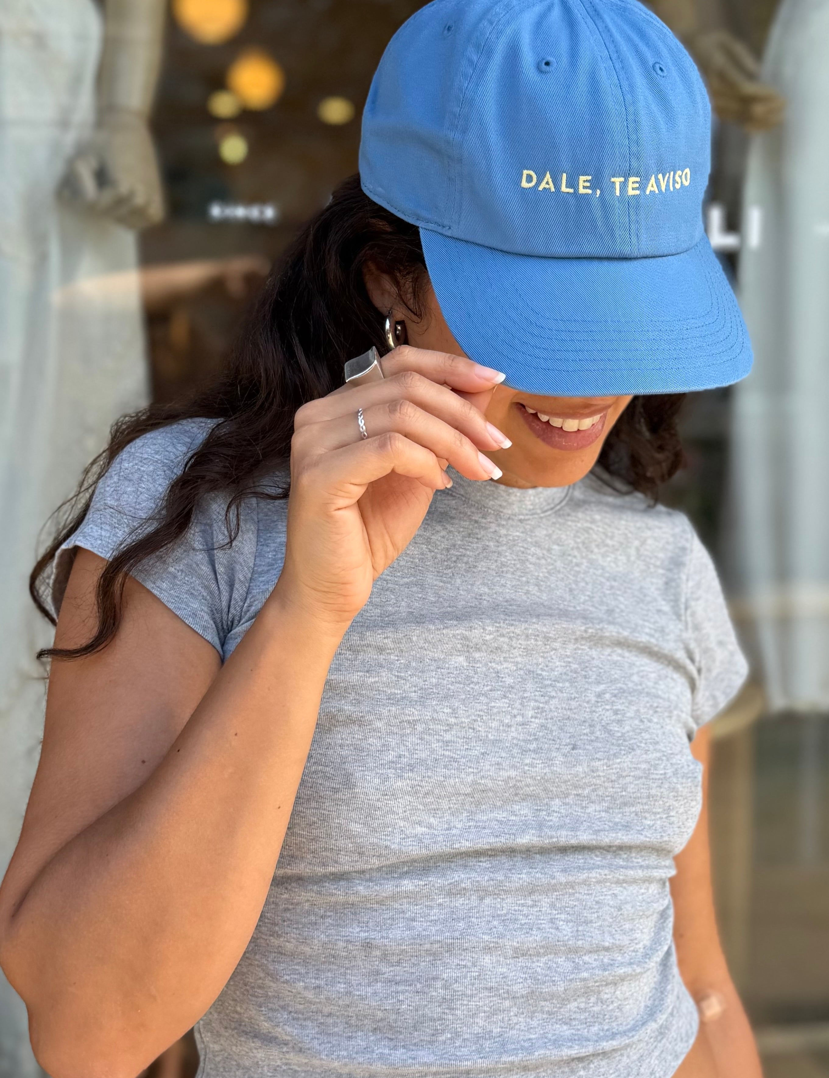 DALE, TE AVISO by Moni & Coli