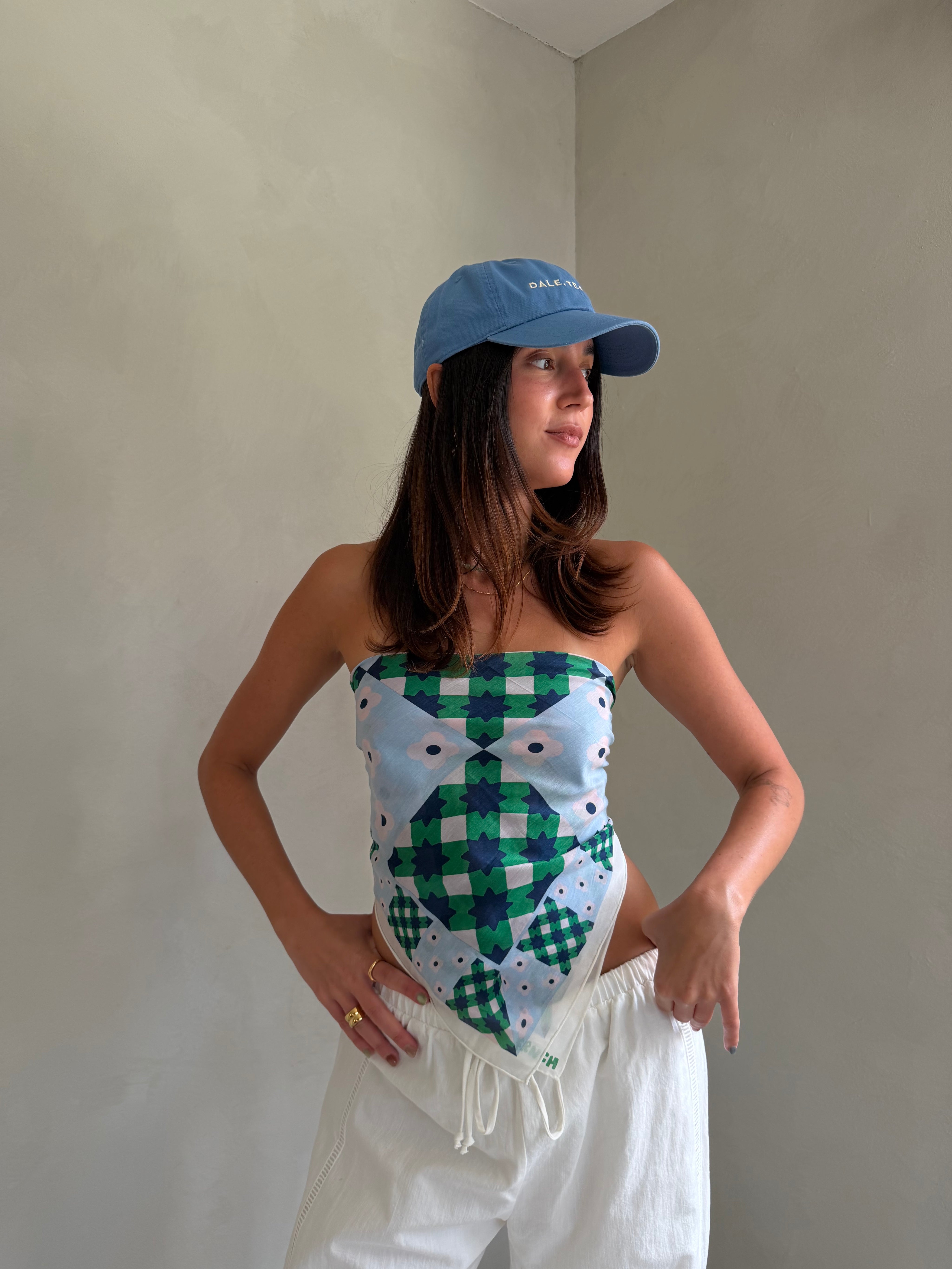 DALE, TE AVISO by Moni & Coli