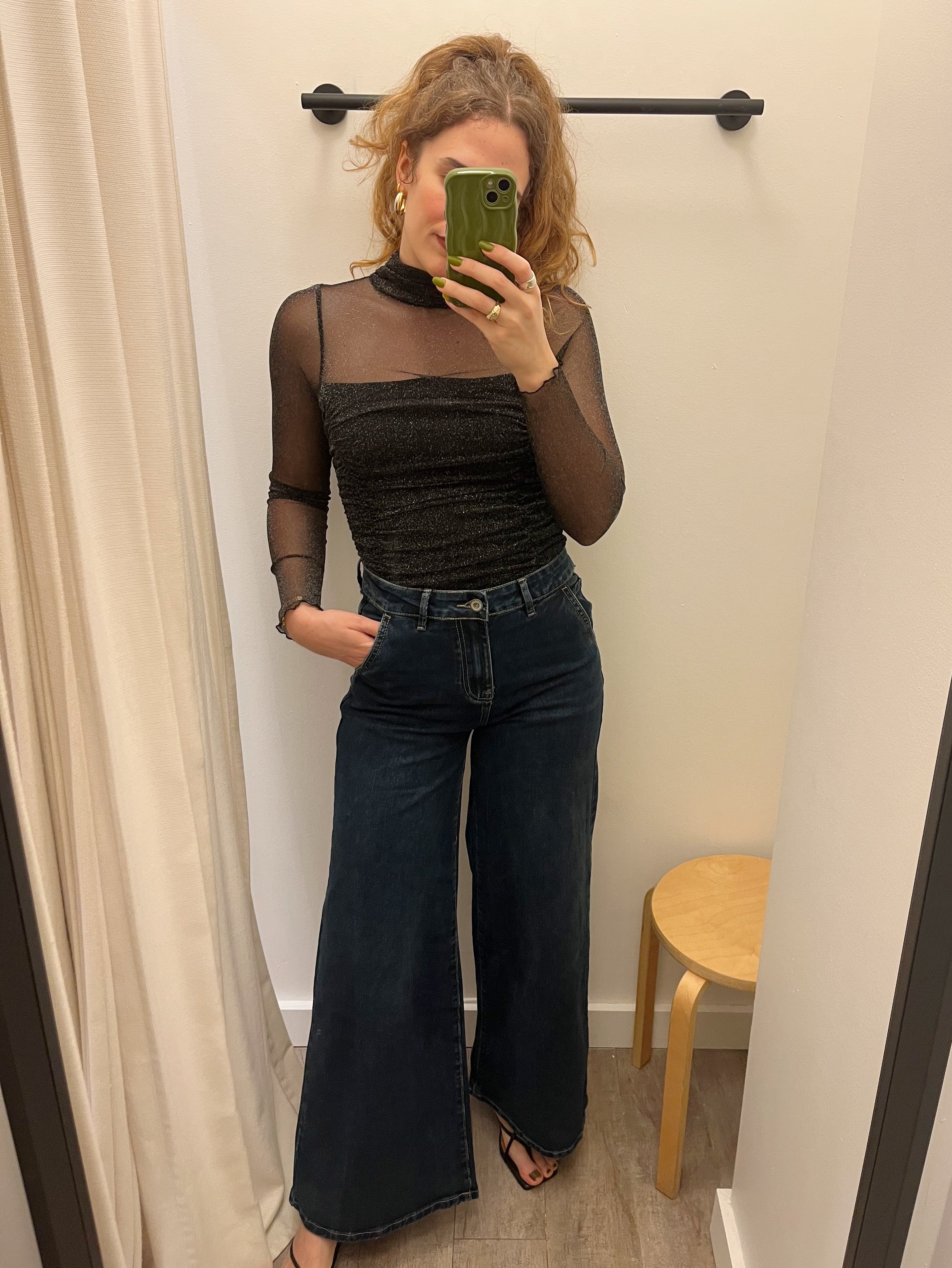 Super Wide Leg Jeans