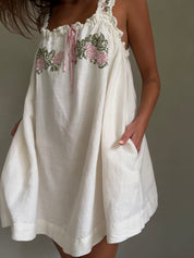 Mary Dress by Muse Assembly
