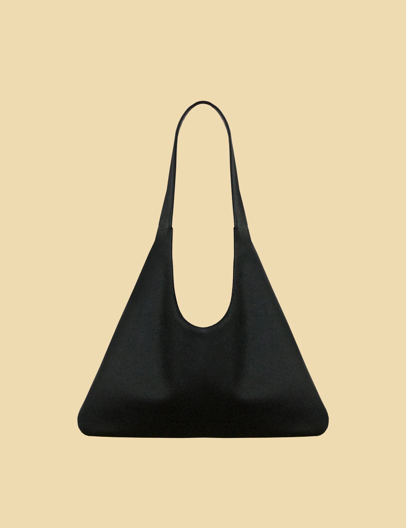 AgaveTriangularToteinBlack_SantosbyMonica_3.webp
