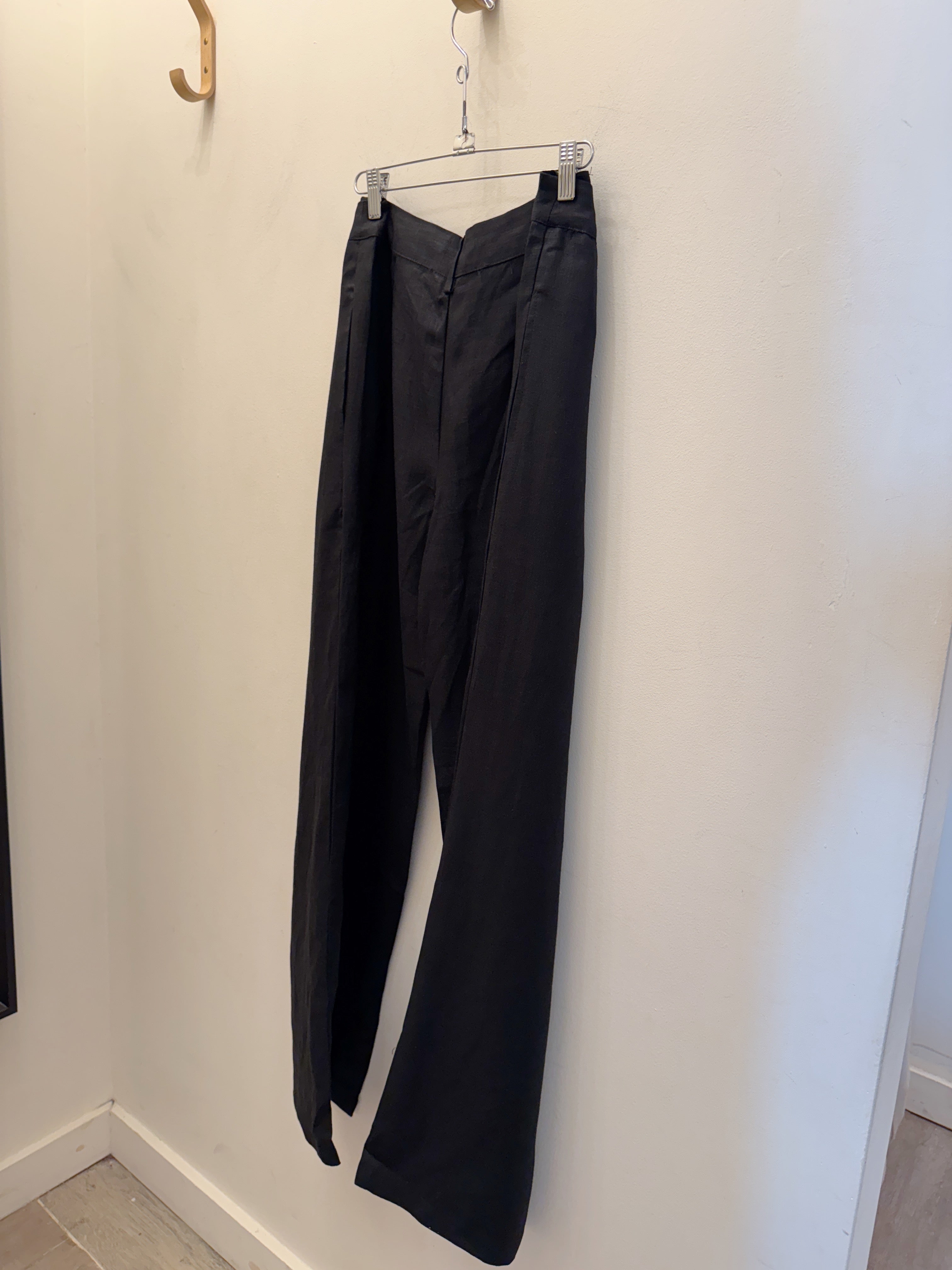 Linen black Pants by Olivaceus