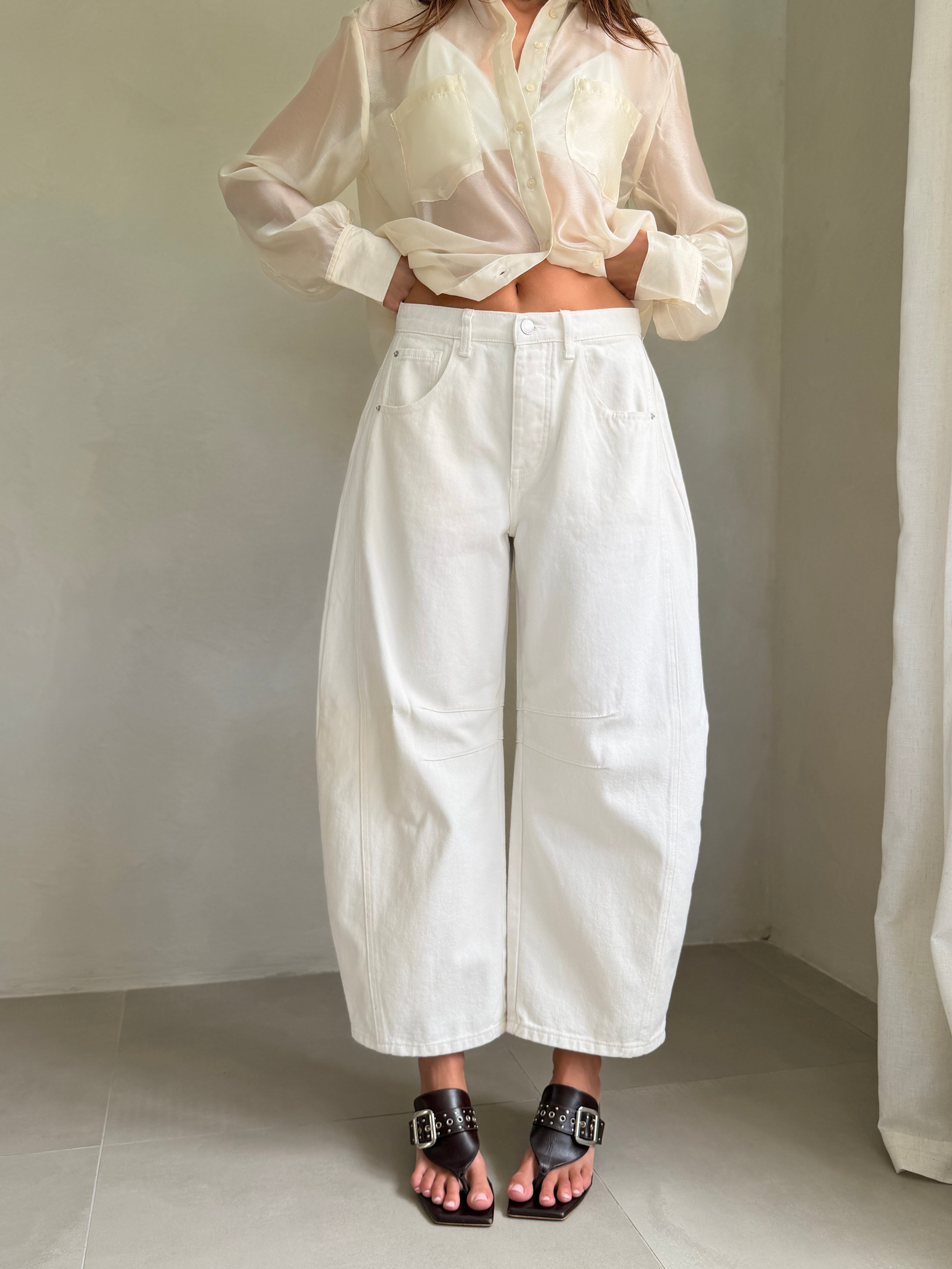 Emilia Barrel Jeans