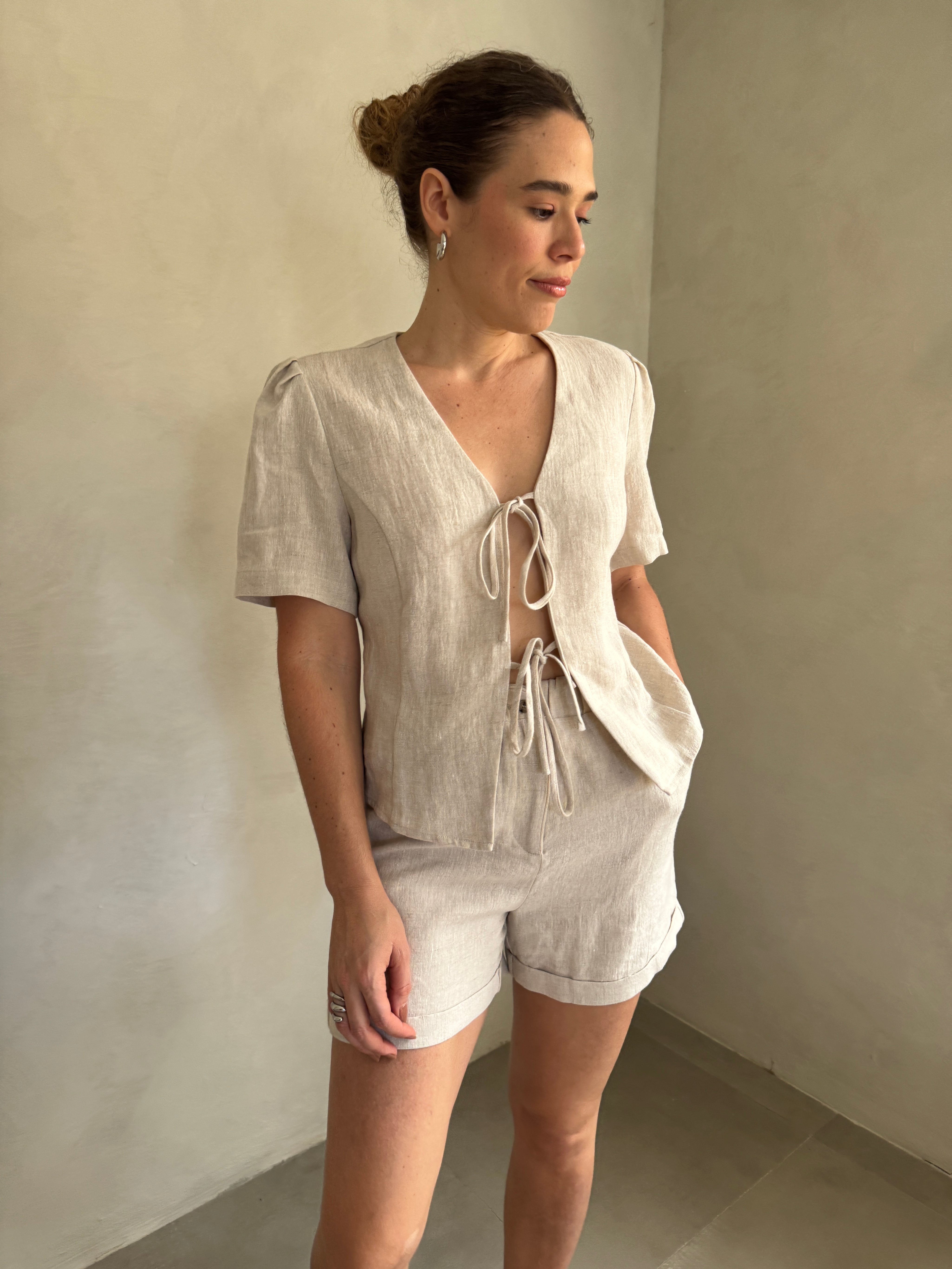 Gretchen Cuffed Linen Shorts