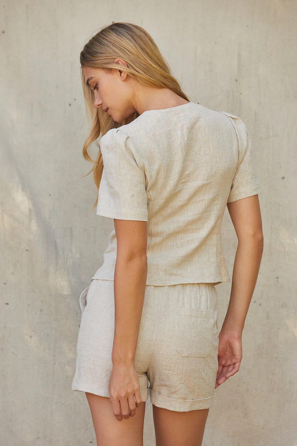 Gretchen Cuffed Linen Shorts