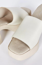 MARY PLATFORM HEEL CREAM SOLE
