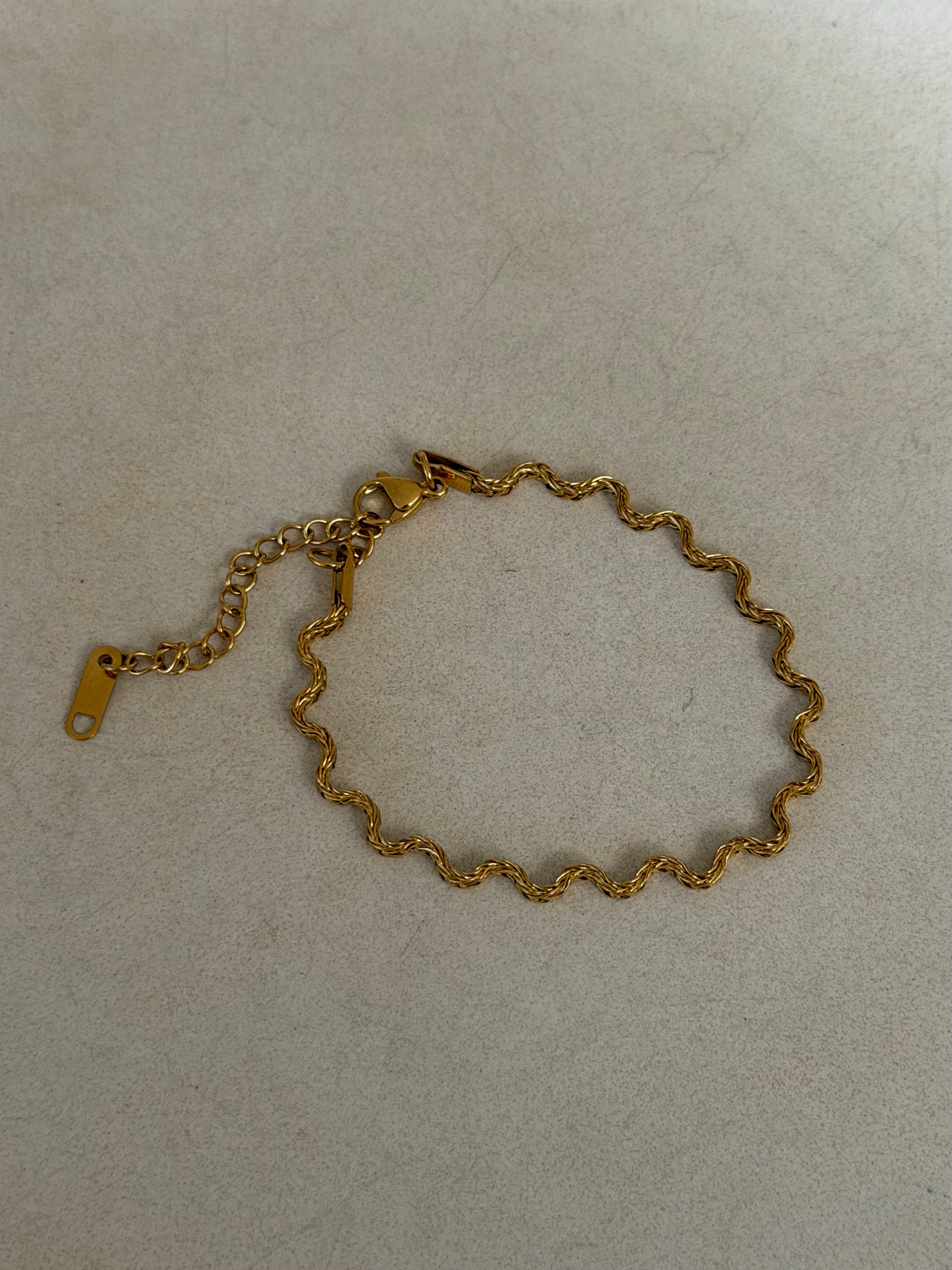 Wavy Bracelet