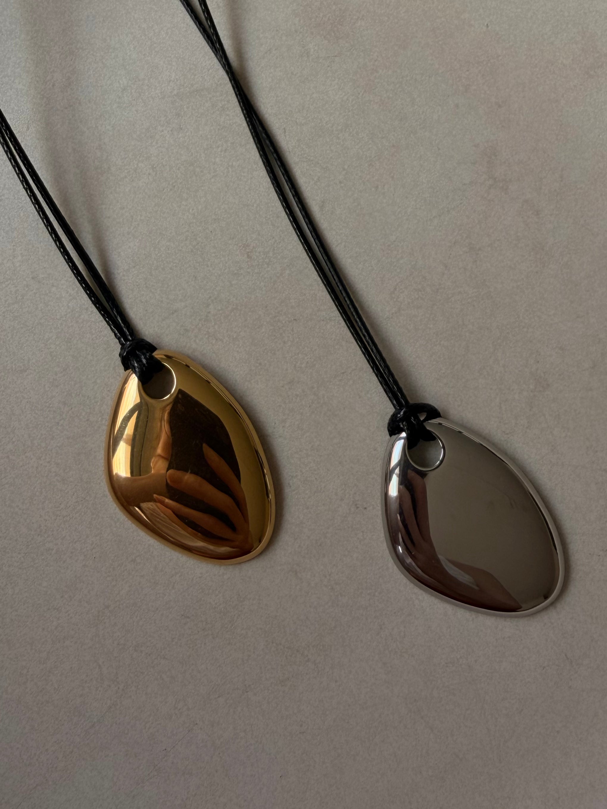 Beck Pendants