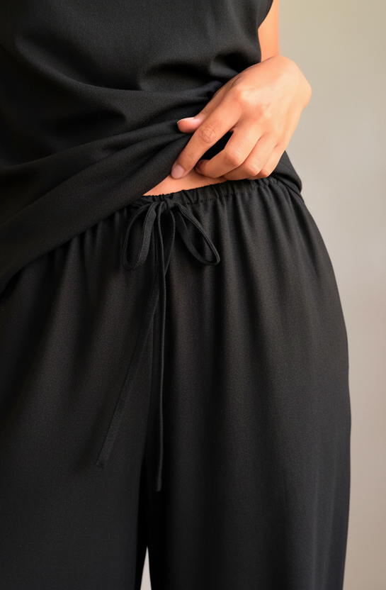 Camila Pant | Black