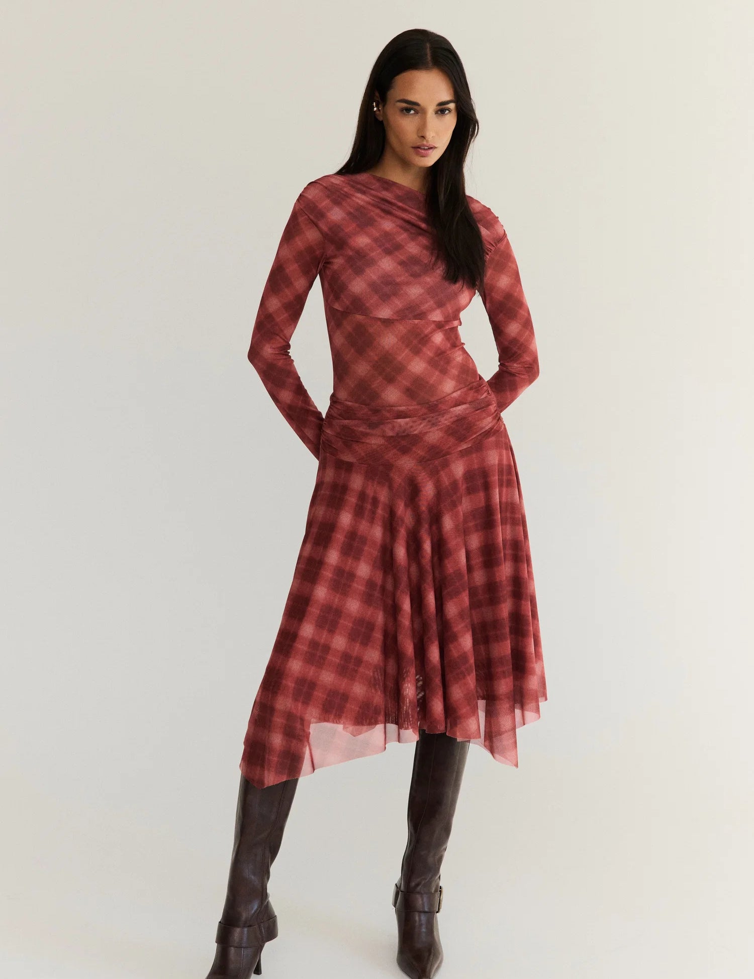 NT-2539_NP-2538_CINNAMON_LOOKBOOK_00001_6e32f7be-efe4-480d-9cf6-215519ba2437.webp