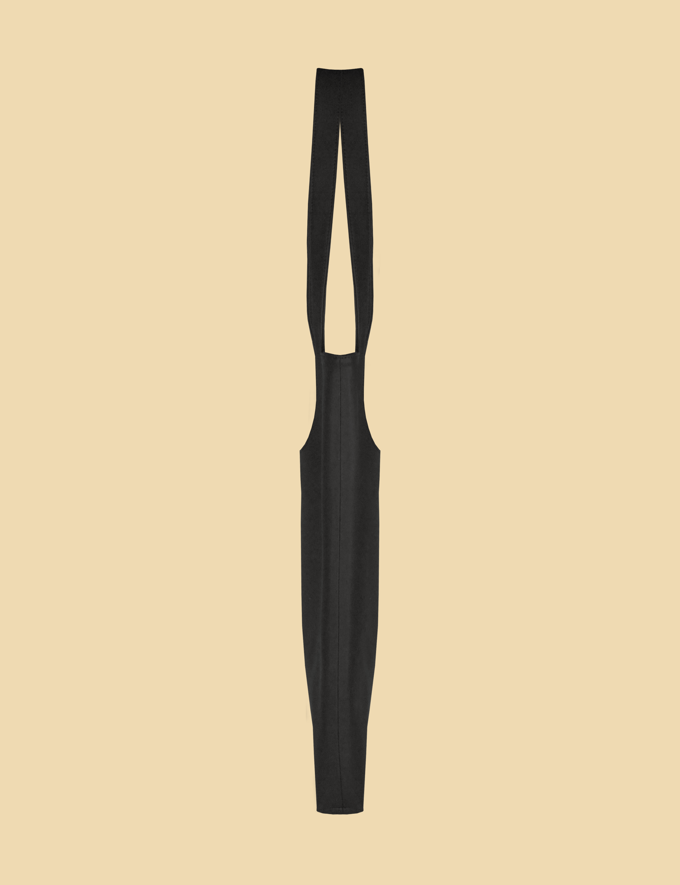 DOLORESSQUARETOTE_BLACK_SIDE.png
